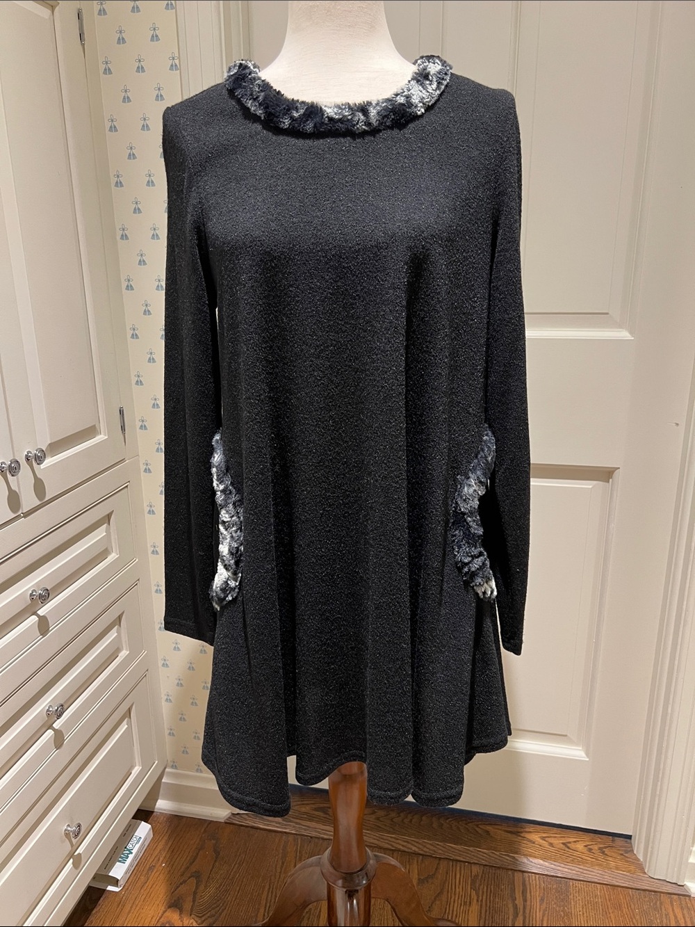 NWOT JOSEPH RIBKOFF BLACK A-LINE DRESS WITH BLACK AND WHITE FAUX FUR TRIM